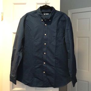Never worn Men’s Outlier Button Down
